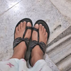 Black Kolhapuri Chappal