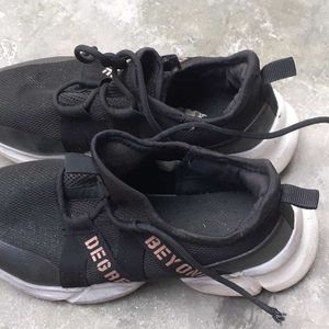 Black Sports  Shoe