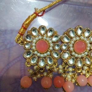 Necklace Set With Mangtika