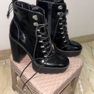 ZARA BOOTS