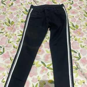 Stretchable Jegging