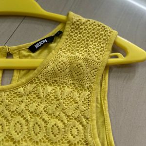 NEON Yellow Lace Tank Top 🌼