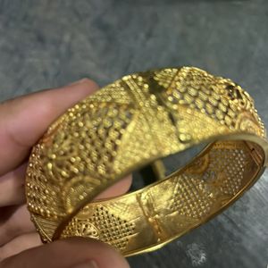 Gold Plated Bangles (Kada)