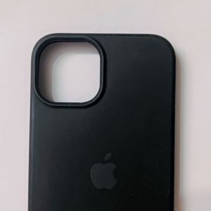 I PHONE 13,14 SILICONE COVER (Black)