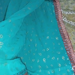 Beautiful Flowers Design Saree