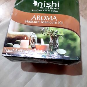 Nishi Aroma PEDICURE- MANICURE Kit