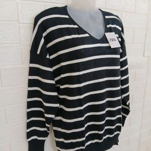 BLACK & WHITE CLASSIC TUNICS