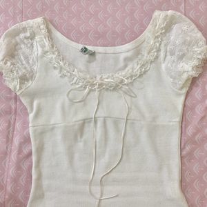 Newme Lace top