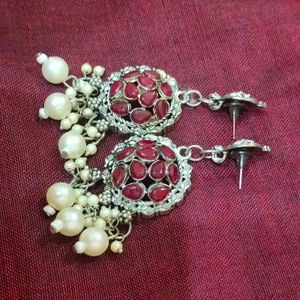 Pearl Red Stone Earring