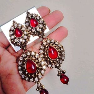 Maroon And White Diamond Earrings