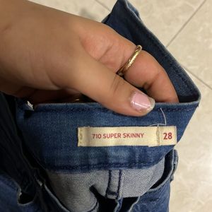 Levi’s Jeans