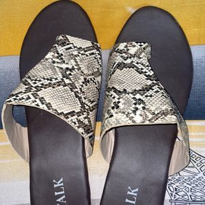 New brand Printed footwear not used