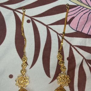 A Gold Plated Beautiful Earing Jhumka