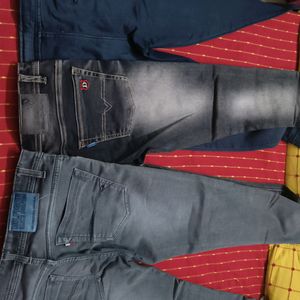 3 Jeans In Good Condition