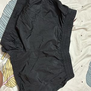 H&M Drawstring Detail Pull on shorts