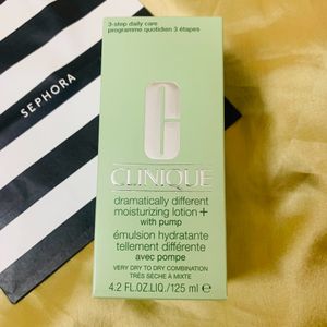 Clinique Dramatically Different