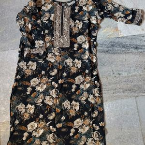 A Black Colour floral Kurti Set With Dupatta.