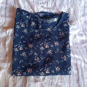 Floral Navy Blue Top👚