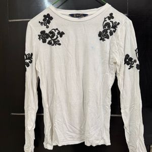 White embroidered full sleeve tshirt