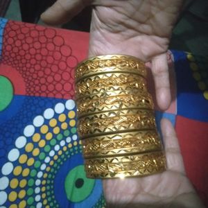 Pack Of 6 Gold 🥇🏆🥇 Plated Bangles