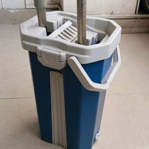 Plastic Mop with Bucket for Floor Cleaning