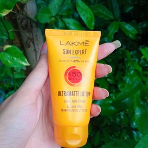 Lakme Sun Expert PA SPF 50+++ Sunscreen