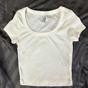 H&M Ribbed Tee