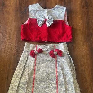 6-8yrs Set of crop top and box pleat skirt