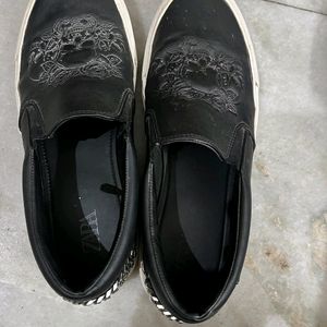 ZARA SNEAKERS SLIP ONS UK-8