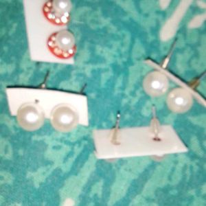 Beautiful Daily Or Party Wear  Earings Studds