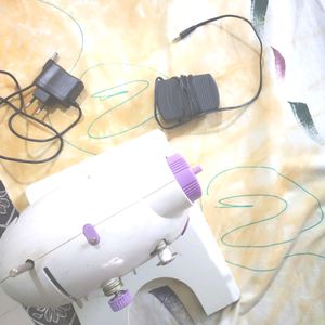 SEWING MACHINE BEST CONDITION