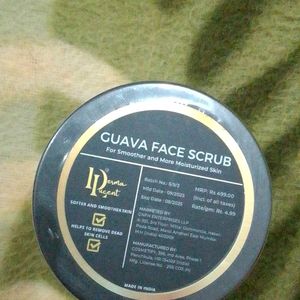 Derma Lucent Premium Guava Face Scrub