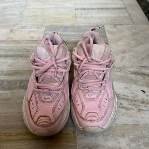 Nike shoes peach imported