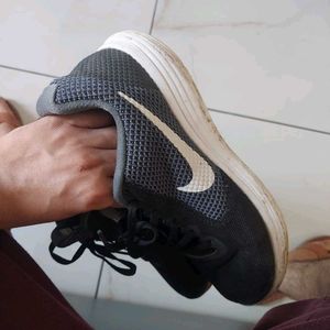 Nike Sports Shoes