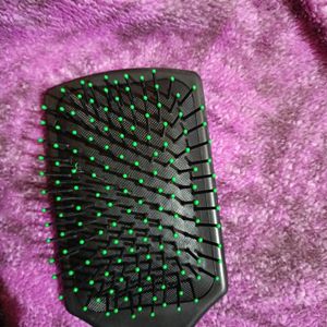 Paddle Brush With Round Green Tips