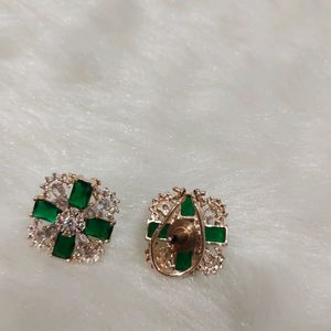 Emerald Stone Earing