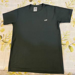 2 T-shirts Combo Pack