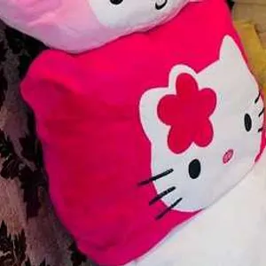 🎀HELLO KITTY PILLOW 🎀