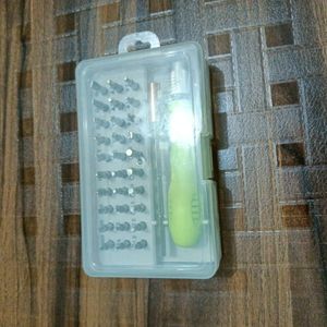 32 In 1 Set Screwdriver Box