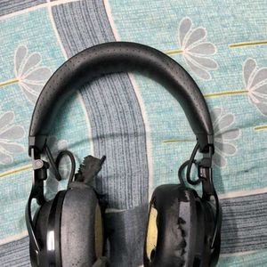 JBL Club BT700 On Ear Headphones