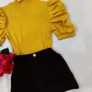 Puffed sleeve top🌼