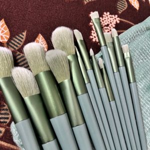 13 Makeup Brush Set For Women With Free Pouch