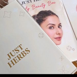 Beauty box from just herbs