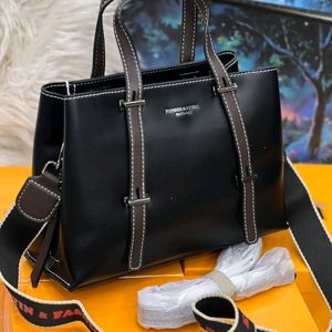 IMPORTED PREMIUM QUALITY HANDBAG+ SLING