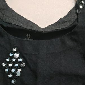 Black Kurti