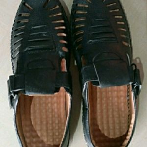 Branded Off Shoe Sandals New With Tag