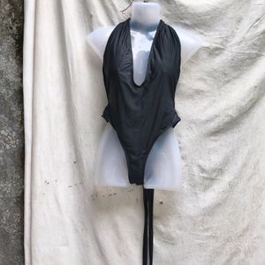 1.1.9 BLACK SEXY DEEP NECK BODYSUIT