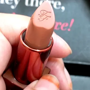 Too Faced Em Power Lipstick 💄 Buttercream