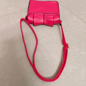 Sling Bag For Women. Stylish And Modern. Like New