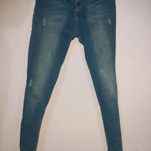 Blue skinny jeans